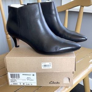 Clarks ,Women’s, Black Booties size 9  Ultimate Comfort Collection